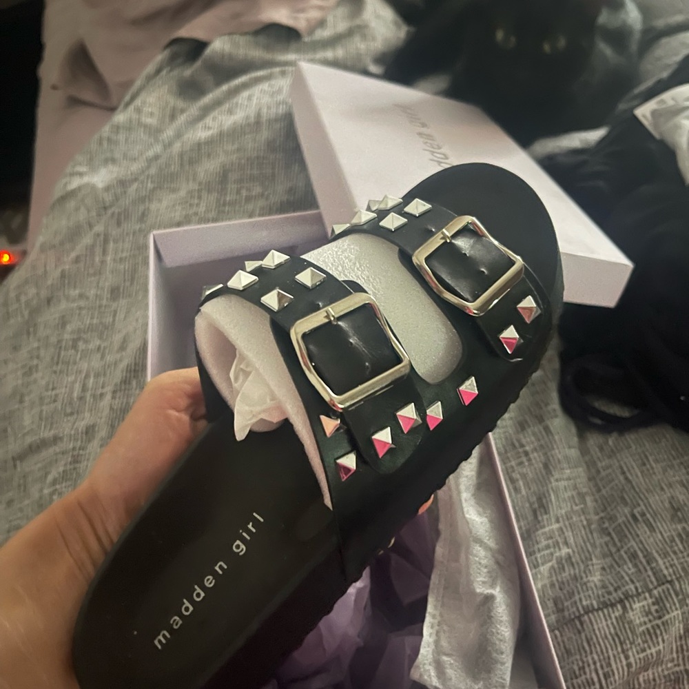 Steve Madden black teddie sandals size 9 new in box
